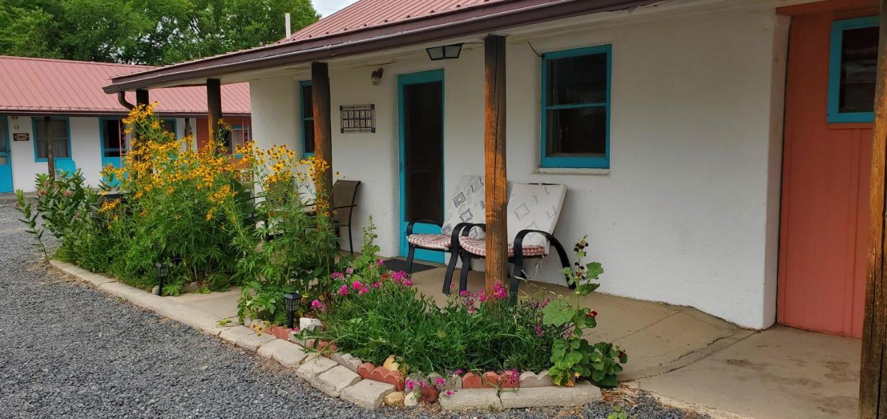 Hikers Cimarron Inn & Rv Park Exterior foto